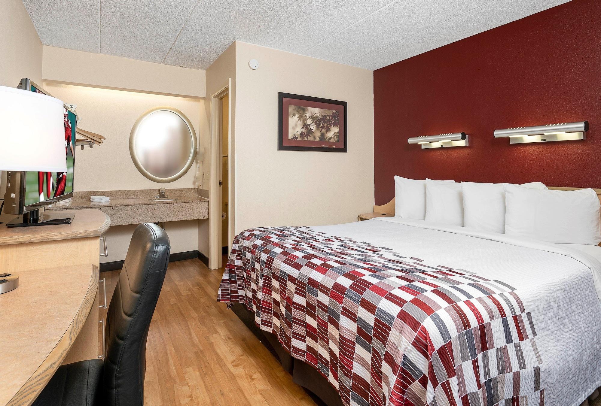 Red Roof Inn Columbus - Grove Stadt Exterior foto