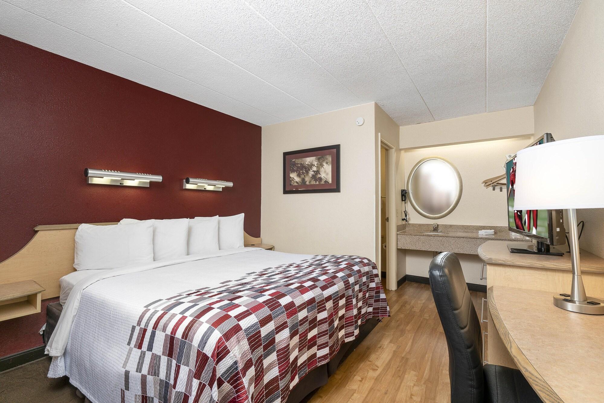 Red Roof Inn Columbus - Grove Stadt Exterior foto